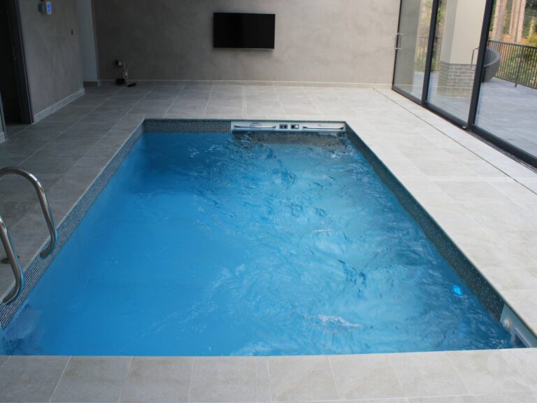 1000 series swim spas