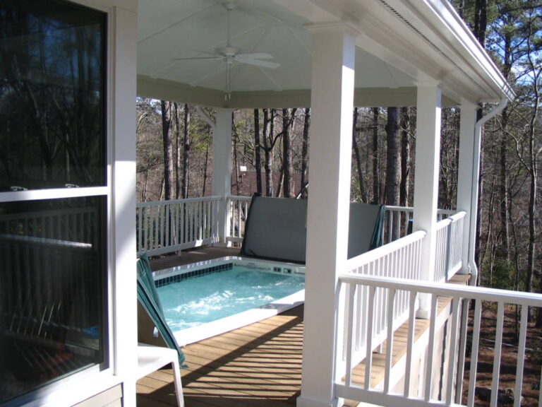 600 series swim spas